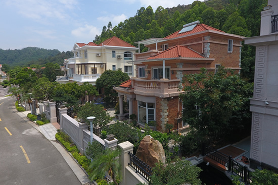 121702系統(tǒng)門窗與非系統(tǒng)門窗的區(qū)別在哪里？這些門窗基本常識(shí)你一定要知道！